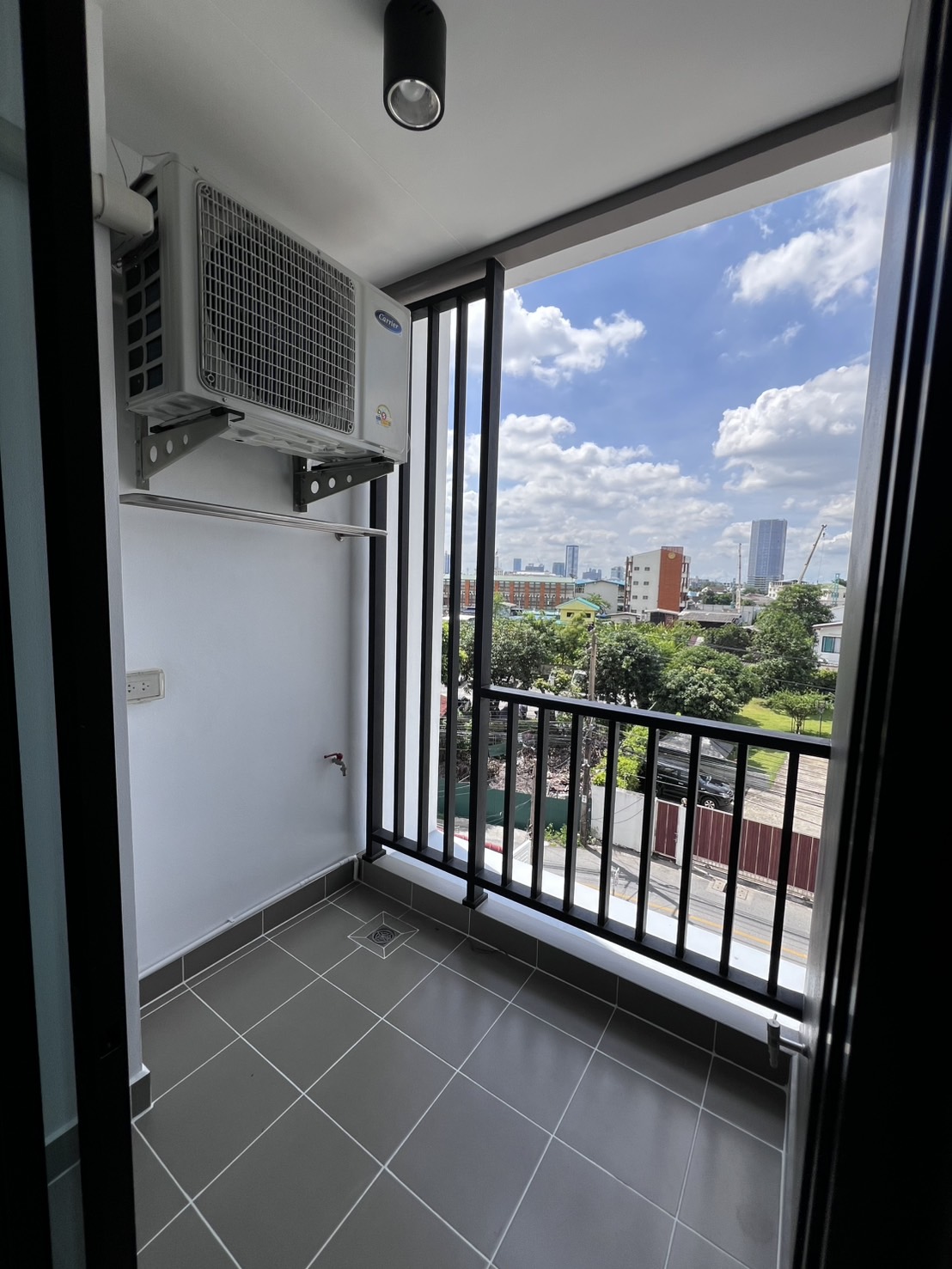 Private room balcony