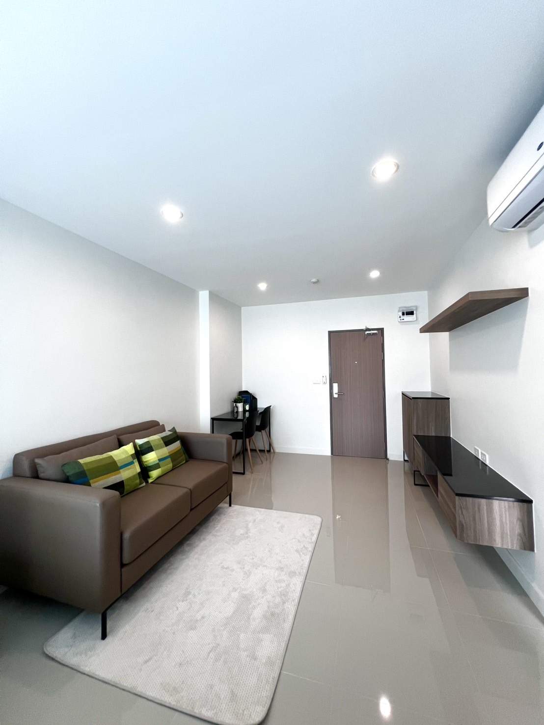 Furnished monthly rental room